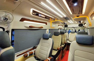 luxury tempo traveller in kerala