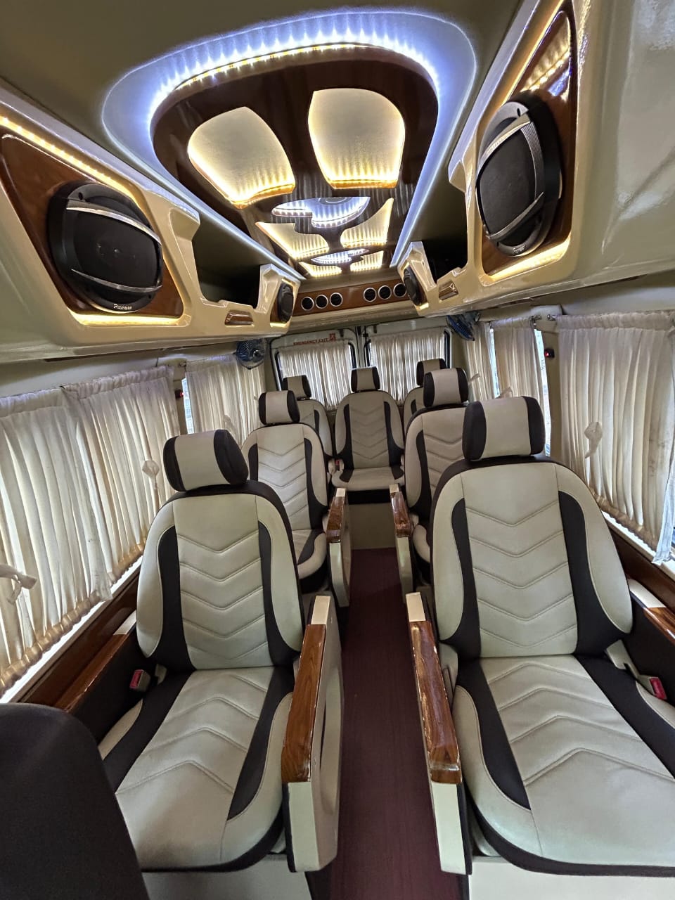 luxury tempo traveller in kochi
